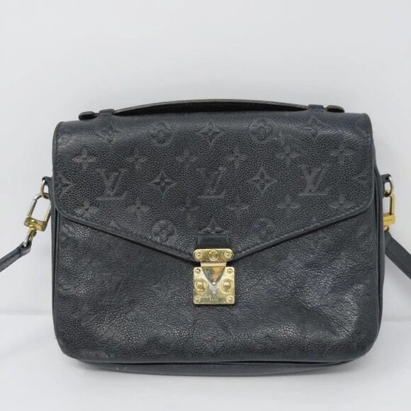 LOUIS VUITTON POCHETTE METIS BLACK - Picture 1 of 13
